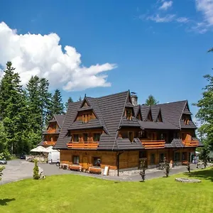 Hotel Dwor Karolowka